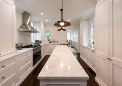 Hamptons kitchen glamour Woollahra kitchen island