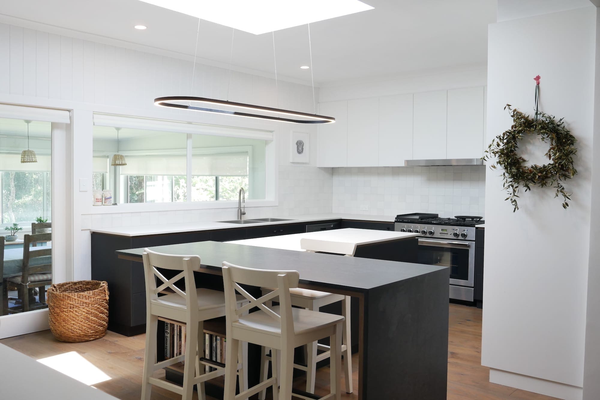 Modern-country-kitchen-benchtops-Robertson