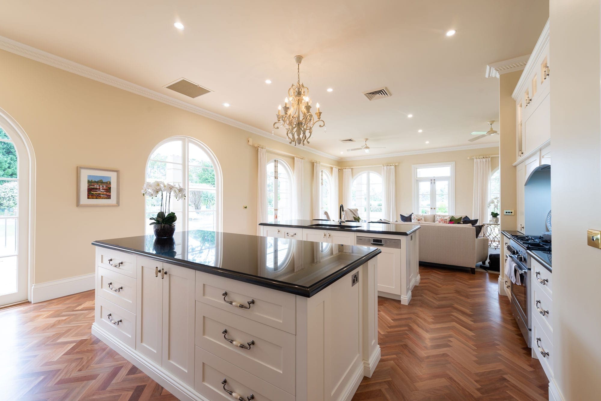 Northern-Hills-Luxury-Hamptons-Kitchen-Duffys-Forest-kitchen-islands-under-bench-cabinetry-drawers-storage