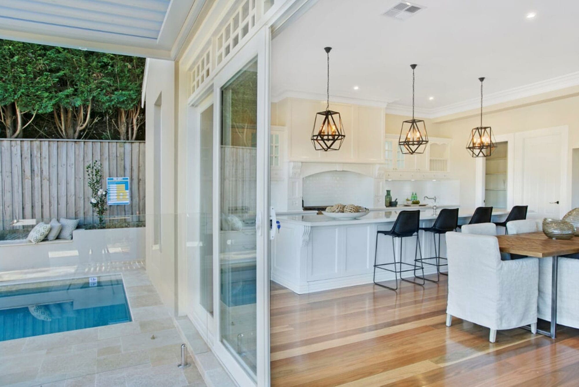 Warm-and-refined-country-living-kitchen-entertaining-area-Warrawee