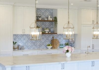 Light antique luxury kitchen Kirkham pendant lights