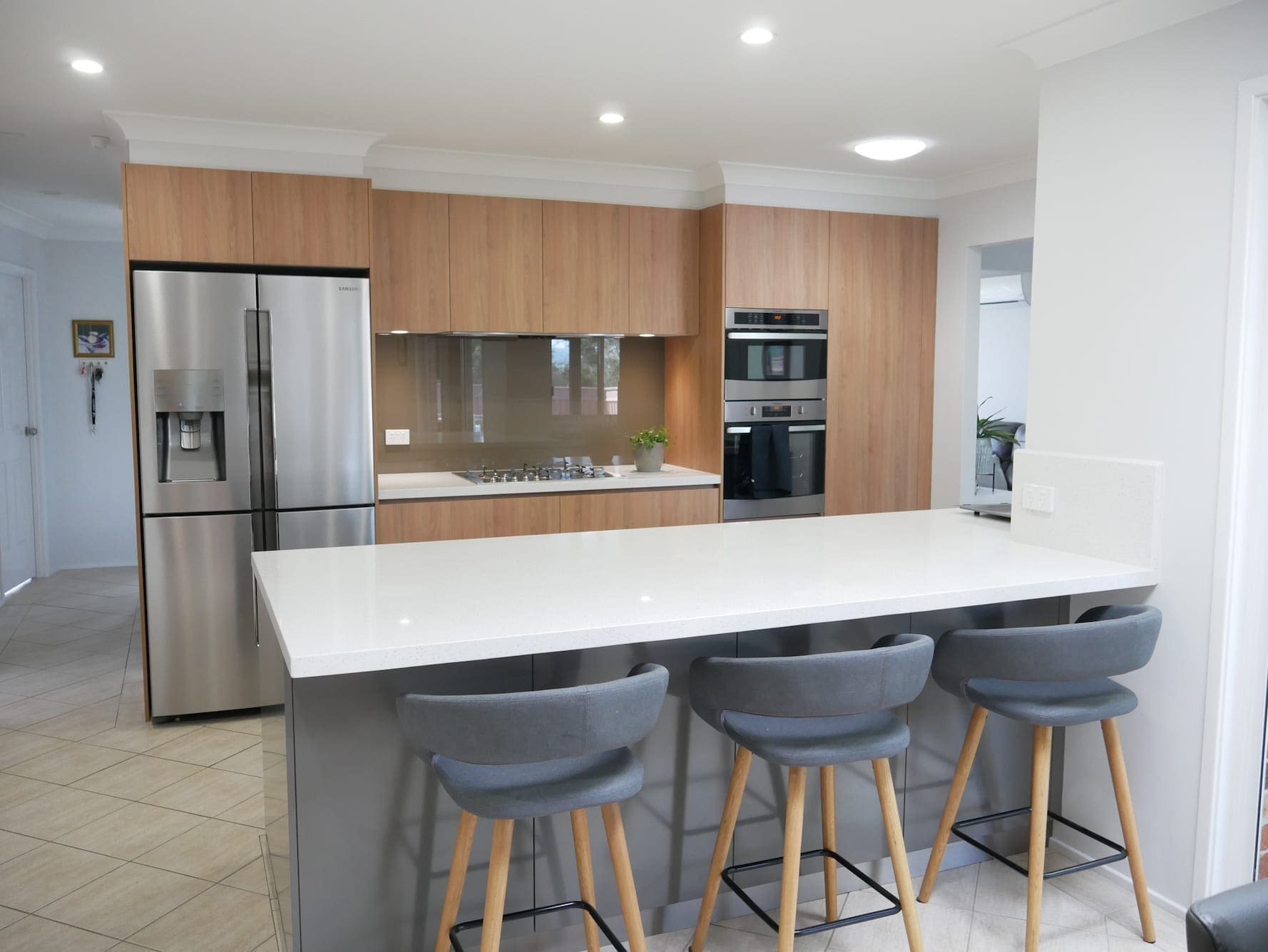 Modern-easy-living-kitchen-Elderslie (1)