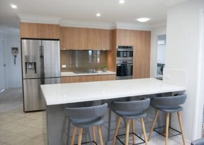 Modern easy living kitchen Elderslie wide shot