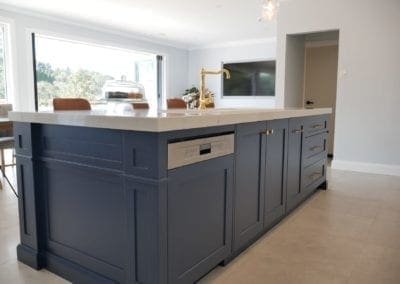 two toned easy living kitchen bowral integrated dishwasher