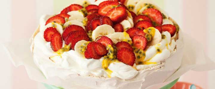 Fluffy Australia Day Marshmallow Pavlova