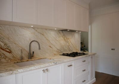 High-End-Classic-Bespoke-Kitchen-Calacatta-Monet-Marble